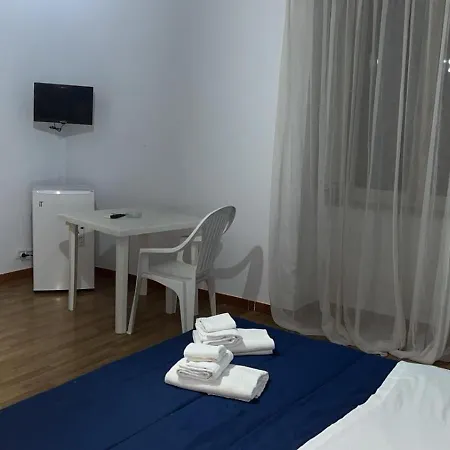 Mezzocannone Terminal Center Neapol