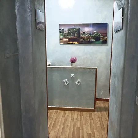 Mezzocannone Terminal Center Apartment *